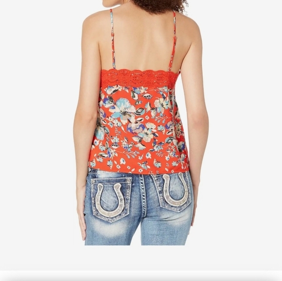 Miss Me NWOT Women's Floral Lace Cami. - Picture 2 of 13